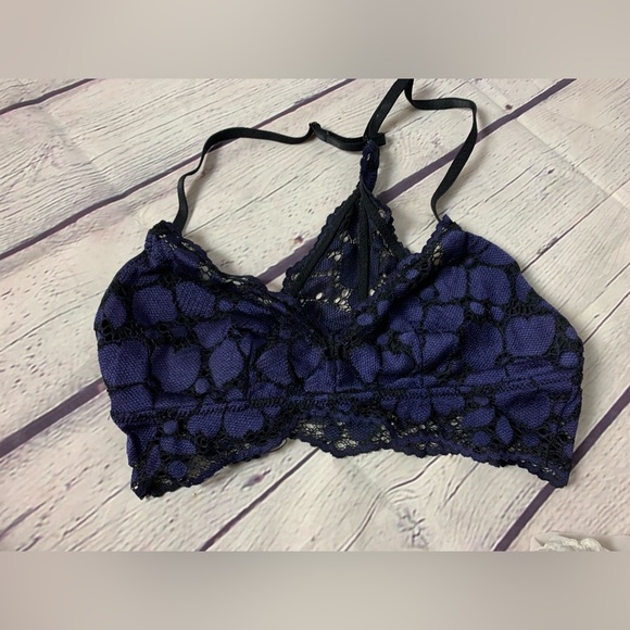 Aerie Bralette Bundle - Picture 2 of 3